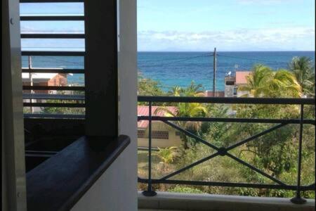Le chant du Diamant calme vue mer et plage à 50 m Le Diamant Extérieur photo